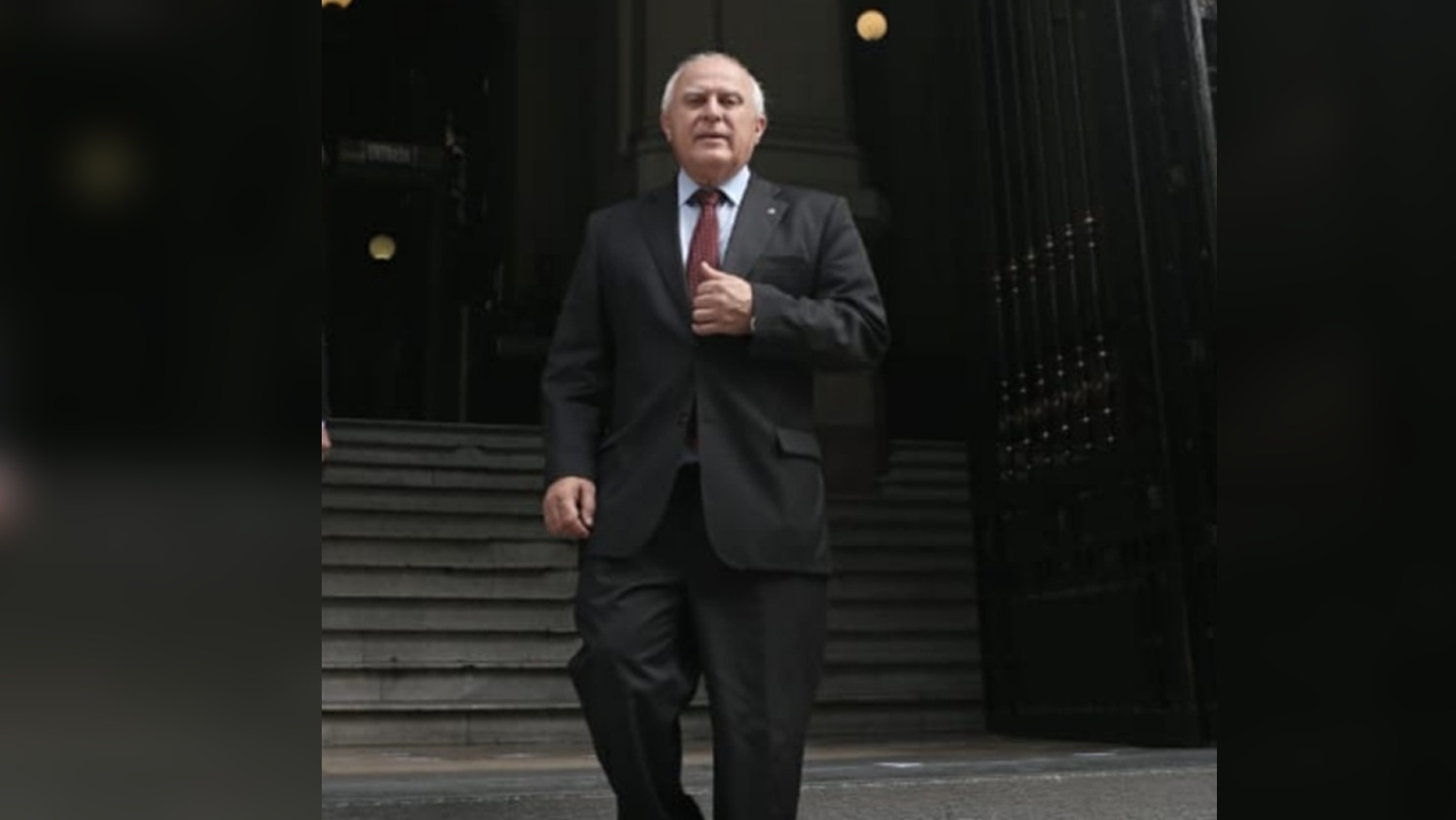 Acompañamos la decisión del gobernador de reclamar el pago de la deuda